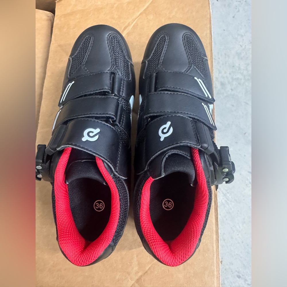 Peloton Cycle Shoes Unisex Size 36, Women's 5